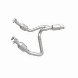MagnaFlow 14-15 Chevrolet Silverado 1500 Underbody 4.3L / 5.3L Direct-Fit Catalytic Converter - 280424