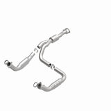 MagnaFlow Direct Fit Catalytic Converter 2011-2012 EXPRESS 2500 6.0L 6.0L Underbody - 52113