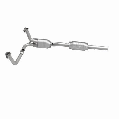 MagnaFlow Direct Fit Catalytic Converter 96 Bronco F150/F250 2 Conv - 93324