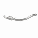 MagnaFlow Direct Fit Catalytic Converter 2006-2011 R350 3.5 L Underbody - 52178
