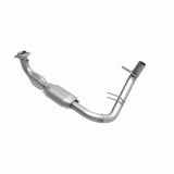 MagnaFlow Direct Fit Catalytic Converter 97-98 Ford Trucks 5.4L - 447129