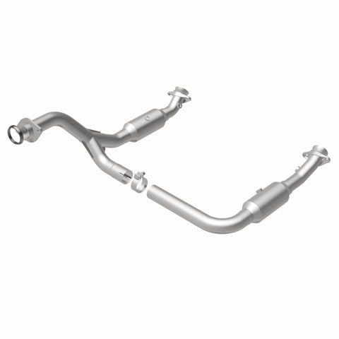 MagnaFlow DF Catalytic Conv 06-09 Ford Explorer 4.6L Y-Pipe Assy/07-09 Explorer Sport Trac 4.6L - 49672