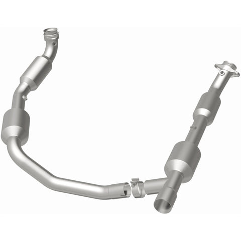 MagnaFlow Direct Fit Catalytic Converter 05-06 Ford E-350 Super Duty 5.4L - 5481439