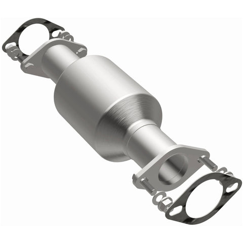 MagnaFlow Direct Fit Catalytic Converter 03-06 Kia Sorento 3.5L Rear (49 State) - 23623