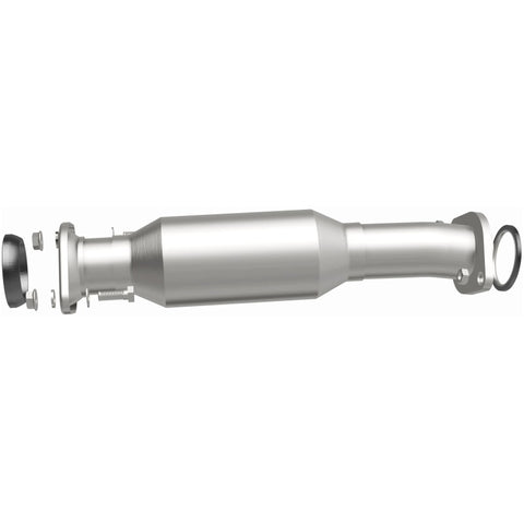 MagnaFlow Direct Fit Catalytic Converter 06-07 Mazda 6 2.3L OEM Underbody - 21-311