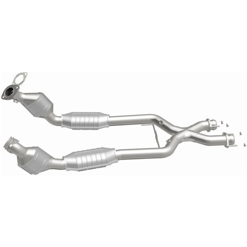 MagnaFlow Direct Fit Catalytic Converter 96-98 Ford Mustang 4.6L - 23163