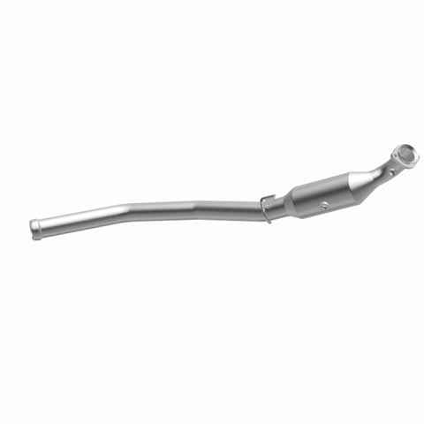 MagnaFlow Direct Fit Catalytic Converter 2007-2012 GL450 4.6 L Underbody - 52172