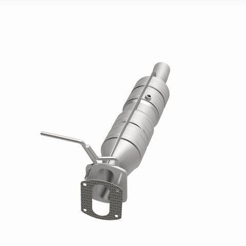 MagnaFlow 09-19 Ford F53 V10 6.8L Underbody 6.8L Direct Fit Catalytic Converter - 280435