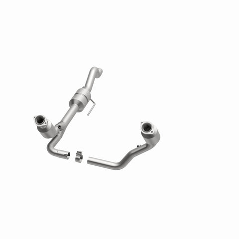 MagnaFlow Direct Fit Catalytic Converter 00-03 Durango 4WD 4.7L - 458047