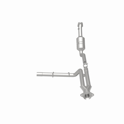 MagnaFlow Direct Fit Catalytic Converter 2011-2014 F-150 3.7L Underbody - 52156