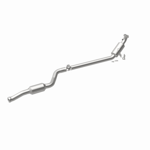 MagnaFlow Direct Fit Catalytic Converter 13-14 Mercedes-Benz GLK350 3.5L - 5561441
