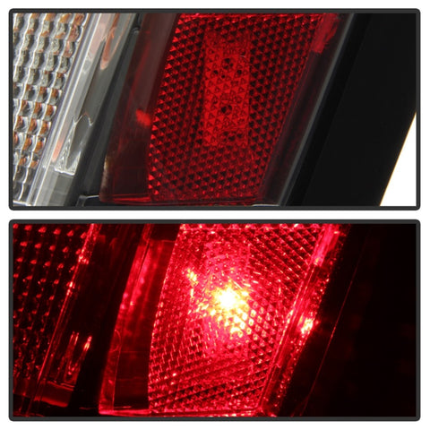 Spyder 05-07 Chrysler 3000C Verison 2 Light Bar LED Tail Lights - Red Clear (ALT-YD-C305V2-LED-RC) - 5083364