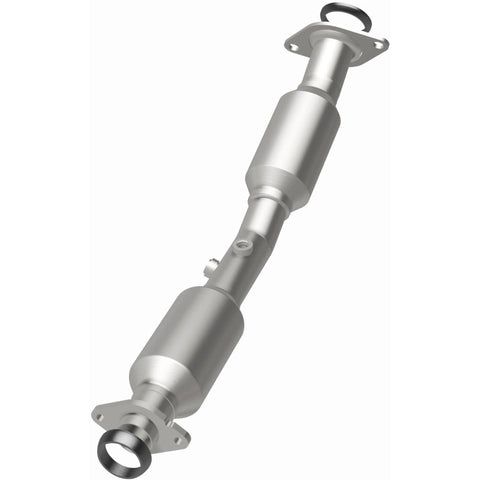 MagnaFlow Direct Fit Catalytic Converter OEM 2013-2017 Nissan Sentra Underbody - 52710