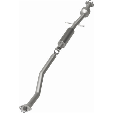 MagnaFlow Direct Fit Catalytic Converter OEM 16-17 Mazda CX-3 Underbody - 21-325