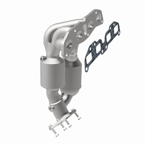 MagnaFlow OEM Grade 07-12 Nissan Sentra L4-2.5LGAS Direct Fit Federal Catalytic Converter - 51591