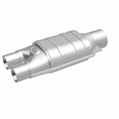 MagnaFlow Universal Catalytic Converter 3 inch/2 inch Single/dual with O2 - 51047