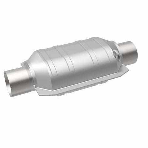 MagnaFlow Universal Catalytic Converter 2.25 w/ single O2 OEM - 51135
