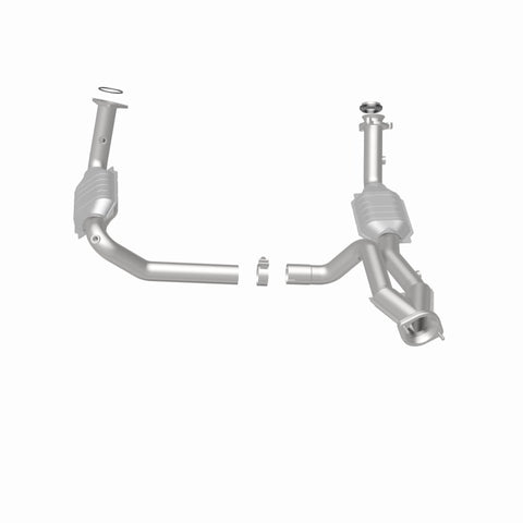 MagnaFlow DF Cat. Conv 02-06 Cadillac Truck. 8 5.3L Dual Conv. Y-Pipe Assy 2wd/Chevy Truck 99-07 - 51097