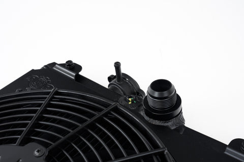CSF Universal Half Radiator w/-16AN & Slip-On Fittings/12in SPAL Fan & Shroud - Black Finish - 2858XB