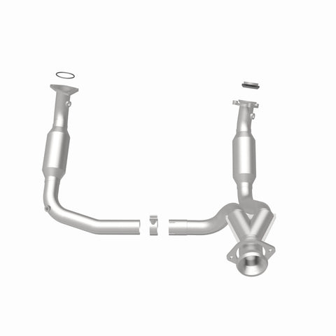 MagnaFlow Direct Fit Catalytic Converter 2007-2008 Cadillac Escalade 6.2L - 5451631