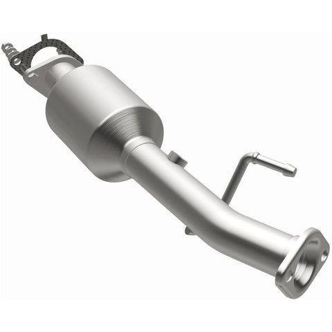 MagnaFlow California Direct Fit Catalytic Converter 13-15 Nissan NV200 2.0L - 557690