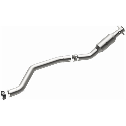 MagnaFlow Direct Fit Catalytic Converter 13-14 Mercedes-Benz GL450 V8 4.6 OEM Underbody - 21-485