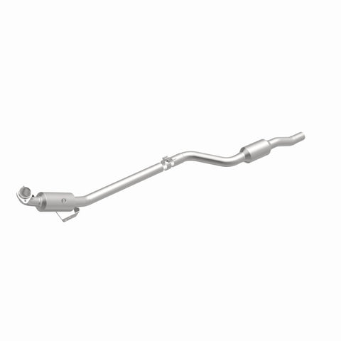 MagnaFlow Direct Fit Catalytic Converter 10-12 Mercedes-Benz GLK350 V6 3.5 OEM Underbody - 21-440