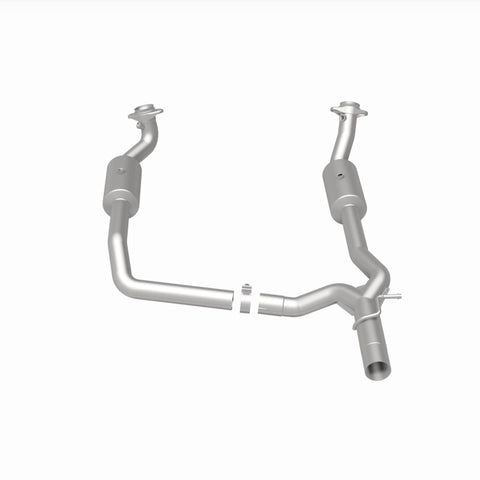 MagnaFlow 09-13 Ford E-350 Super Duty V10 6.8 OEM Underbody Direct Fit Catalytic Converter - 21-599