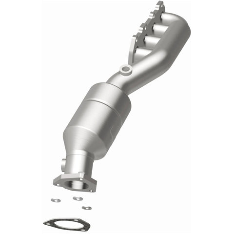 MagnaFlow Direct Fit Catalytic Converter 02-04 VW Passat 4.0L - 51213
