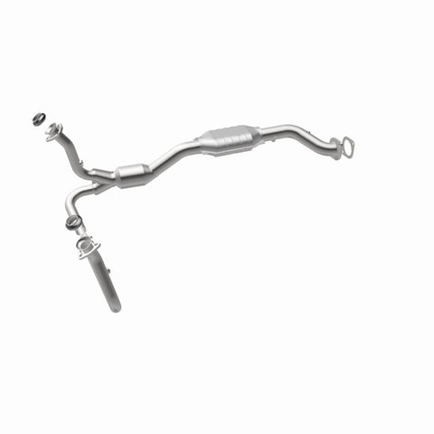MagnaFlow Direct Fit Catalytic Converter 01-05 Chevy Blazer 4.3L 4WD - 49897