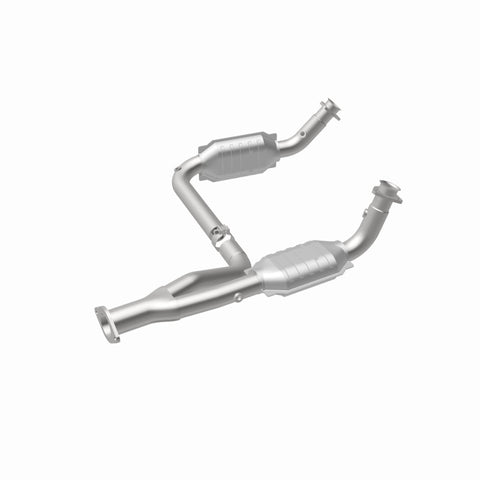 MagnaFlow Conv DF 00-01Tahoe/Yukon V8 5.7L - 93603