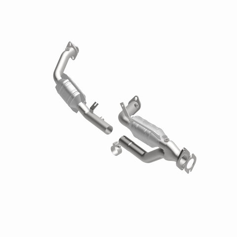 MagnaFlow Direct Fit Catalytic Converter 96-99 Ford Taurus3.0L 50S - 444034
