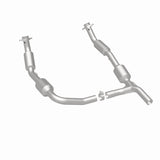 MagnaFlow Direct Fit Catalytic Converter OEM 07-08 Ford E-150 - 5582640