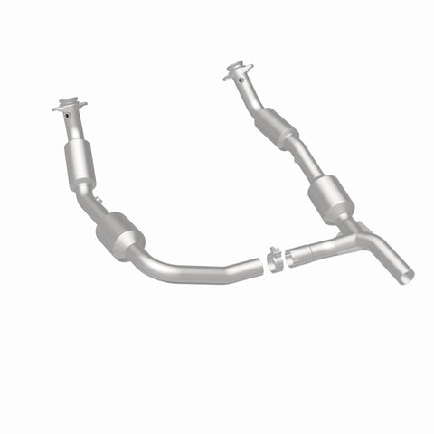 MagnaFlow Direct Fit Catalytic Converter OEM 07-08 Ford E-150 - 5582640