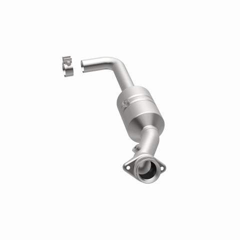 MagnaFlow Direct Fit Catalytic Converter 2011-2014 F-150 3.7L Underbody - 52157