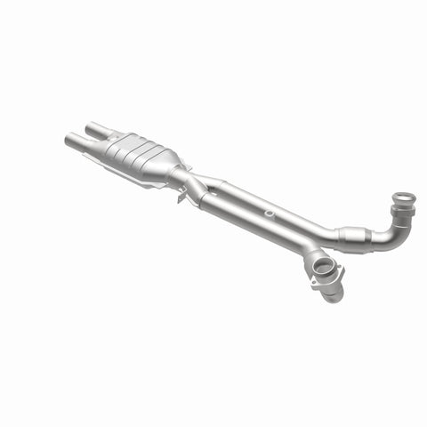 MagnaFlow Direct Fit Catalytic Converter 81-86 Alfa Romeo GTV6 2.5L - 23097