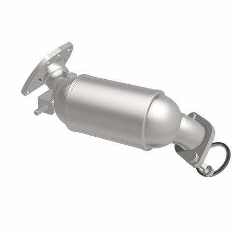 MagnaFlow 17-20 Toyota Sienna / 16-19 Lexus RX350 V6 3.5L Direct Fit Manifold Catalytic Converter - 22-009