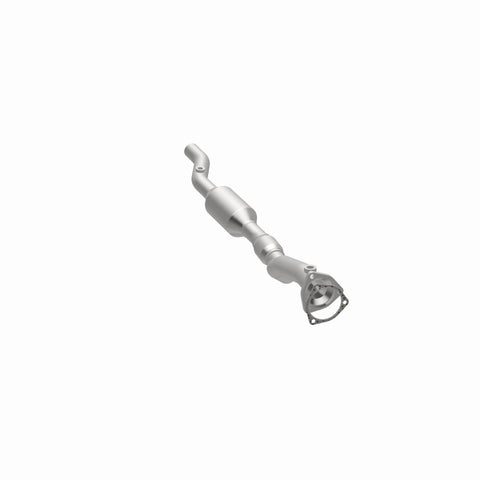 MagnaFlow Direct Fit Catalytic Converter 96-99 Audi A6 Quattro 2.8L - 24123
