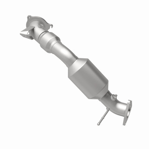 MagnaFlow 13-15 Land Rover LR2 2.0L CARB Compliant Direct Fit Catalytic Converter - 5551537