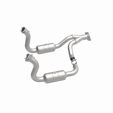 MagnaFlow DF Cat Conv 08-10 Ford F-250/F-250 SD/F-350/F-350 SD 5.4L/6.8L/F-450 SD 6.8L Y-Pipe Assy - 51760