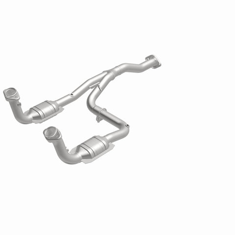 MagnaFlow Direct Fit Catalytic Converter 07 Jeep Liberty 3.7L OEM - 49186