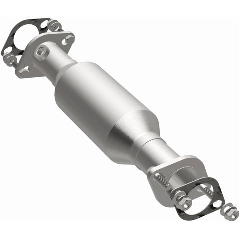 MagnaFlow Direct Fit Catalytic Converter 04-06 Outlander 2.4L - 24371