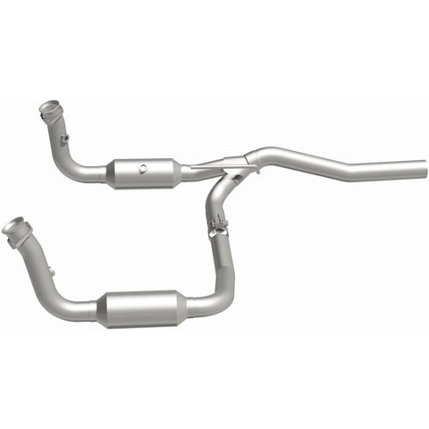 MagnaFlow Direct Fit Catalytic Converter 2009-2012 Dodge Nitro 3.7L Underbody - 52148