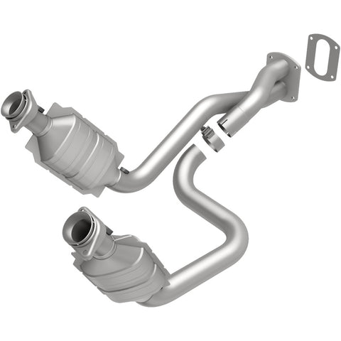 MagnaFlow Direct Fit Catalytic Converter 05-07 Ford F250/F350 5.4L - 49911