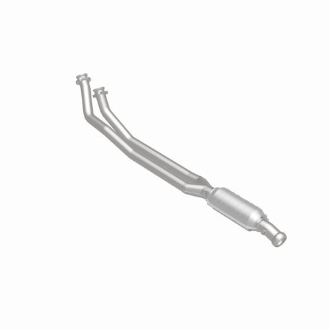 MagnaFlow Conv Volvo 6.5X4 2/2.5 - 23954