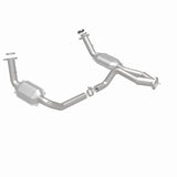 MagnaFlow DF Cat. Conv 02-06 Cadillac Truck. 8 5.3L Dual Conv. Y-Pipe Assy 2wd/Chevy Truck 99-07 - 51097