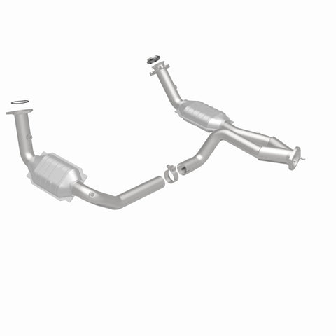MagnaFlow DF Cat. Conv 02-06 Cadillac Truck. 8 5.3L Dual Conv. Y-Pipe Assy 2wd/Chevy Truck 99-07 - 51097