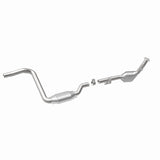 MagnaFlow Direct Fit Catalytic Converter 2003 ML350 3.7L Underbody - 52116