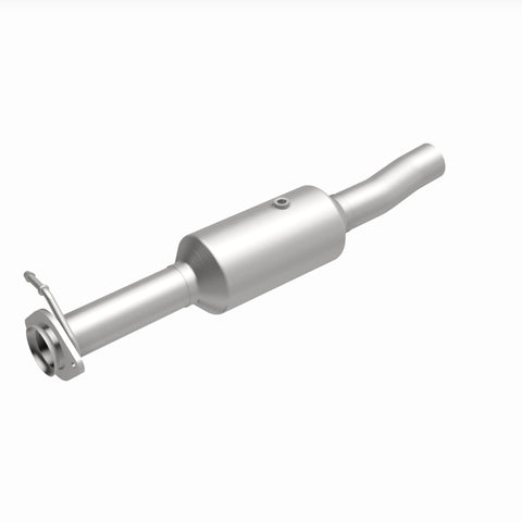 MagnaFlow 09-10 Ford F-550 Super Duty V10 6.8L Rear Underbody Direct Fit Catalytic Converter - 280434