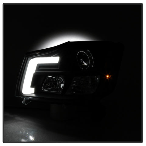 Spyder 04-15 Nissan Titan / 04-07 Nissan Armada V2 Projector Headlights - Black PRO-YD-NTI04-DRL-BK - 5085504